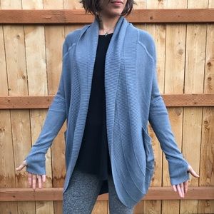 Lululemon Transformation Wrap size 8 but fits a 6